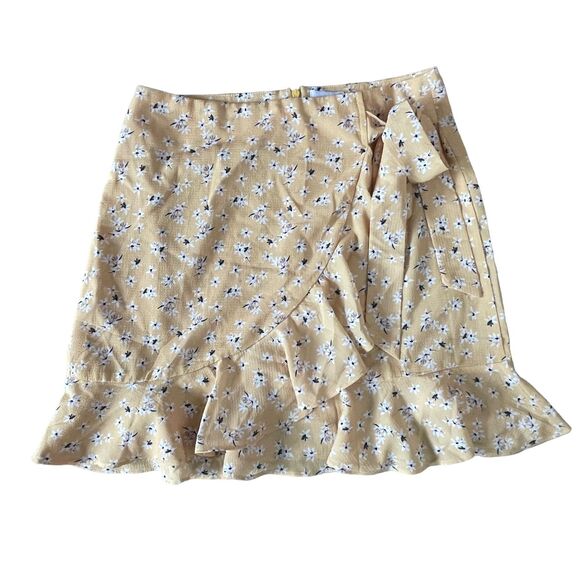 Princess Polly Mini‎ Skirt Size 4 Faux Wrap Tie Ruffle Hem Floral Yellow White - Picture 1 of 6